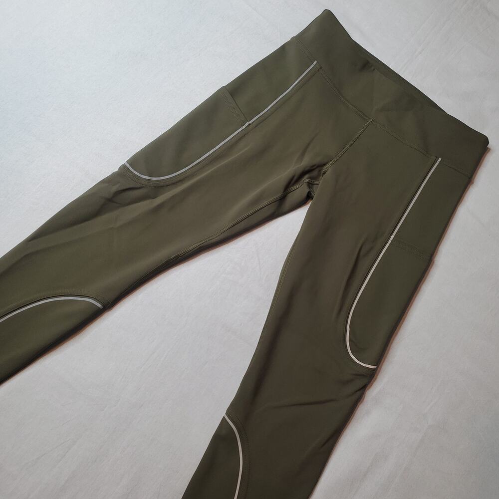 Outdoor Voices Women's Size M FrostKnit 7/8 Pocket Leggings Reflective Green
